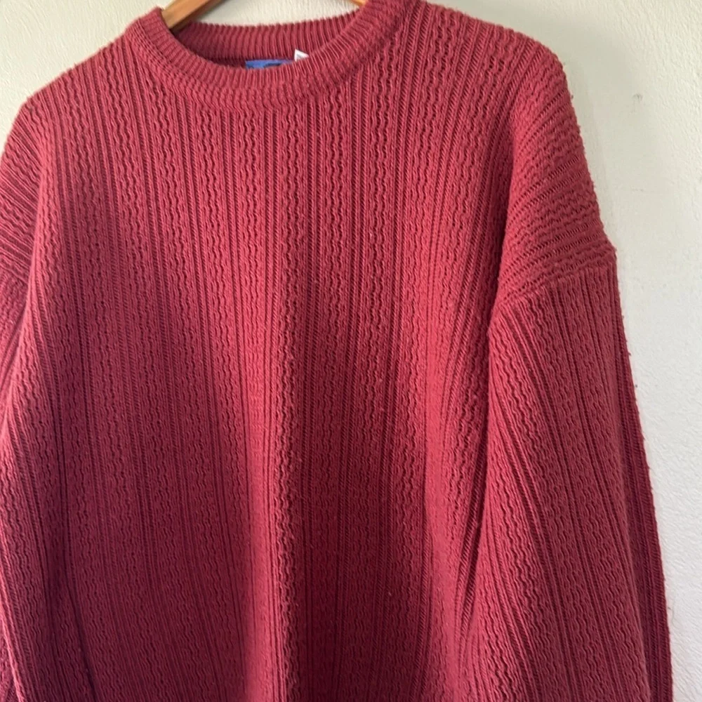Vintage Today’s News Classic Red Men's Sweater large